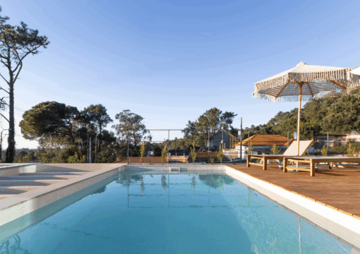 Yuna 1: Ultimate surf lodge with pool and seaview