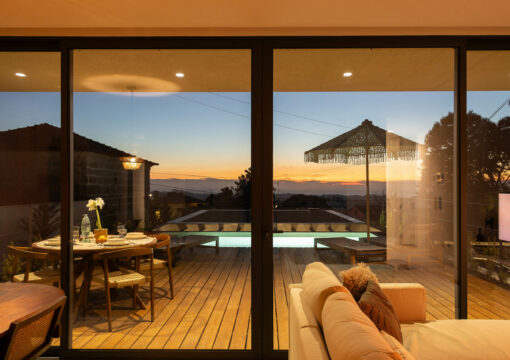 Yuna 1: Ultimate surf lodge with pool and seaview Yuna 1: Ultimate surf lodge with pool and seaview
