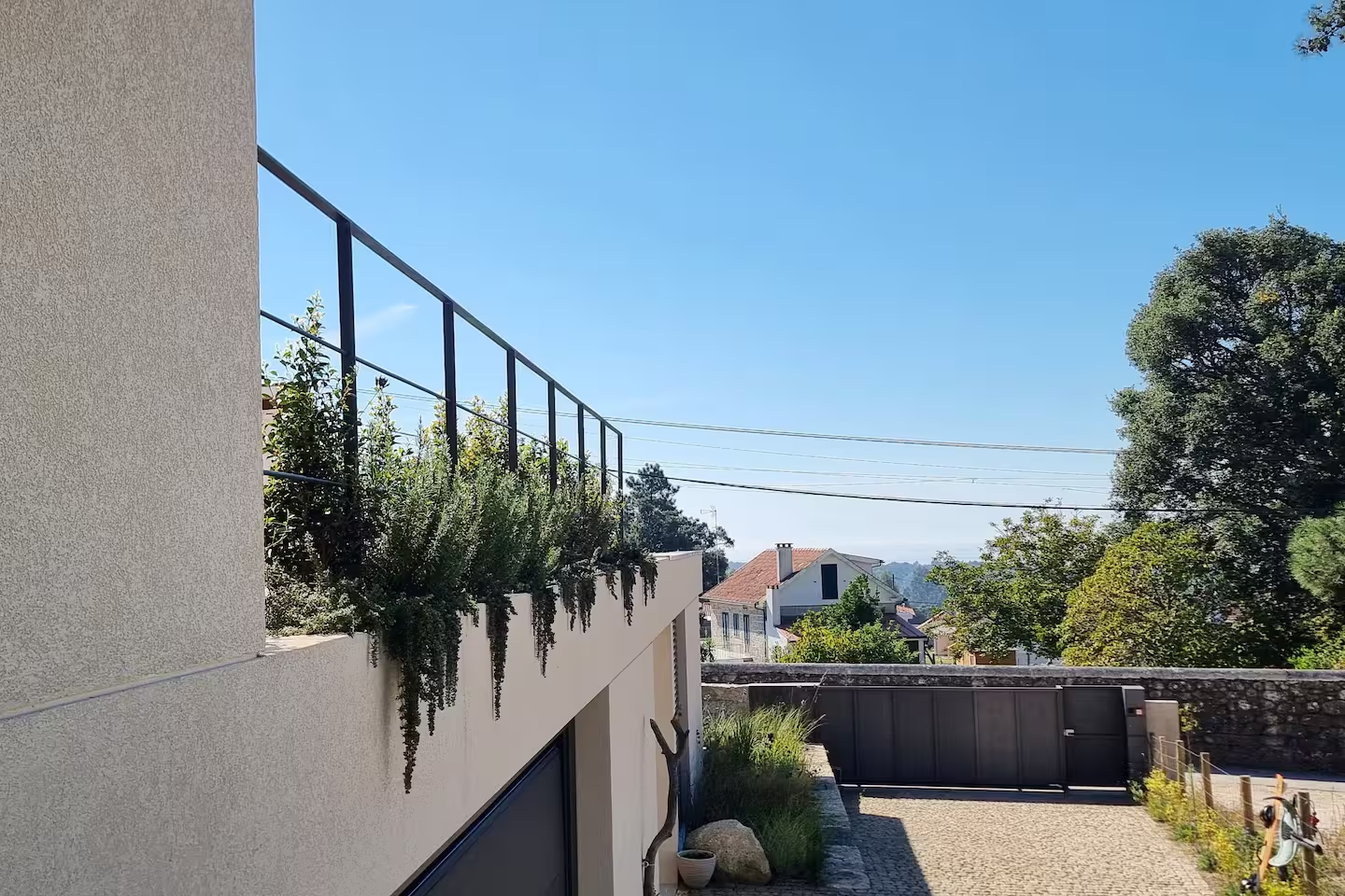 cf5dd254-6ef8-4205-88c6-16c2bdad34b3