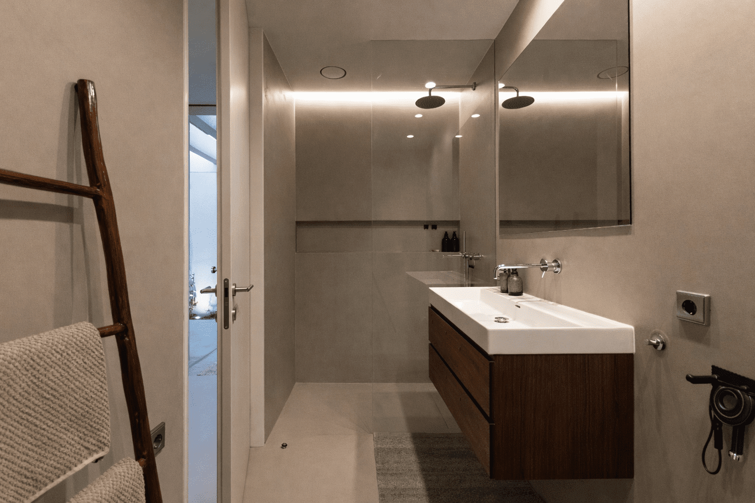 Yuna Two - Bathroom 2