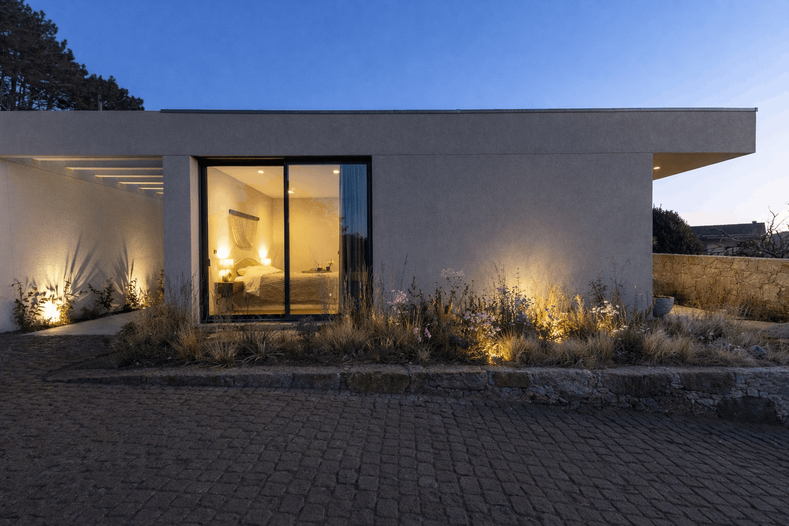 Yuna Two garden in the night